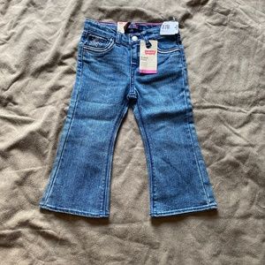 Toddler blue jeans